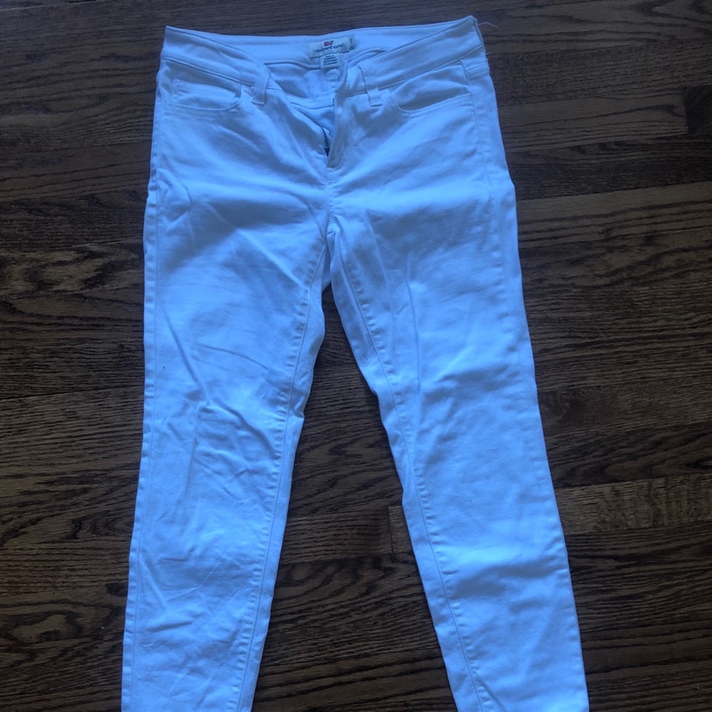 White Vineyard Vines skinny jeans